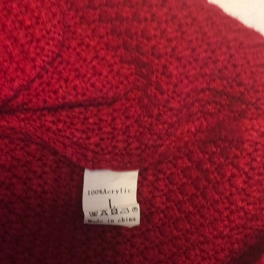 Sweater - Picture 7 of 7